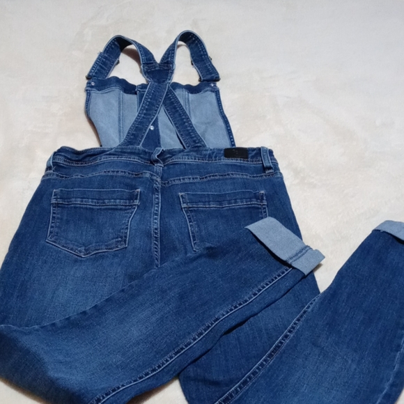 Overall - Picture 2 of 5